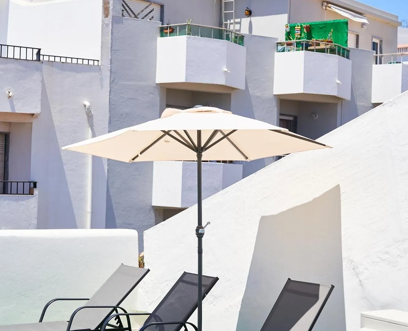 Baron Faro - Guest House Bed & Breakfast
