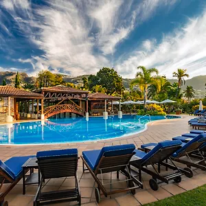 quinta-jardins-do-lago.madeira-islandshotels.com/