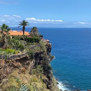 Inn & Art Madeira ***