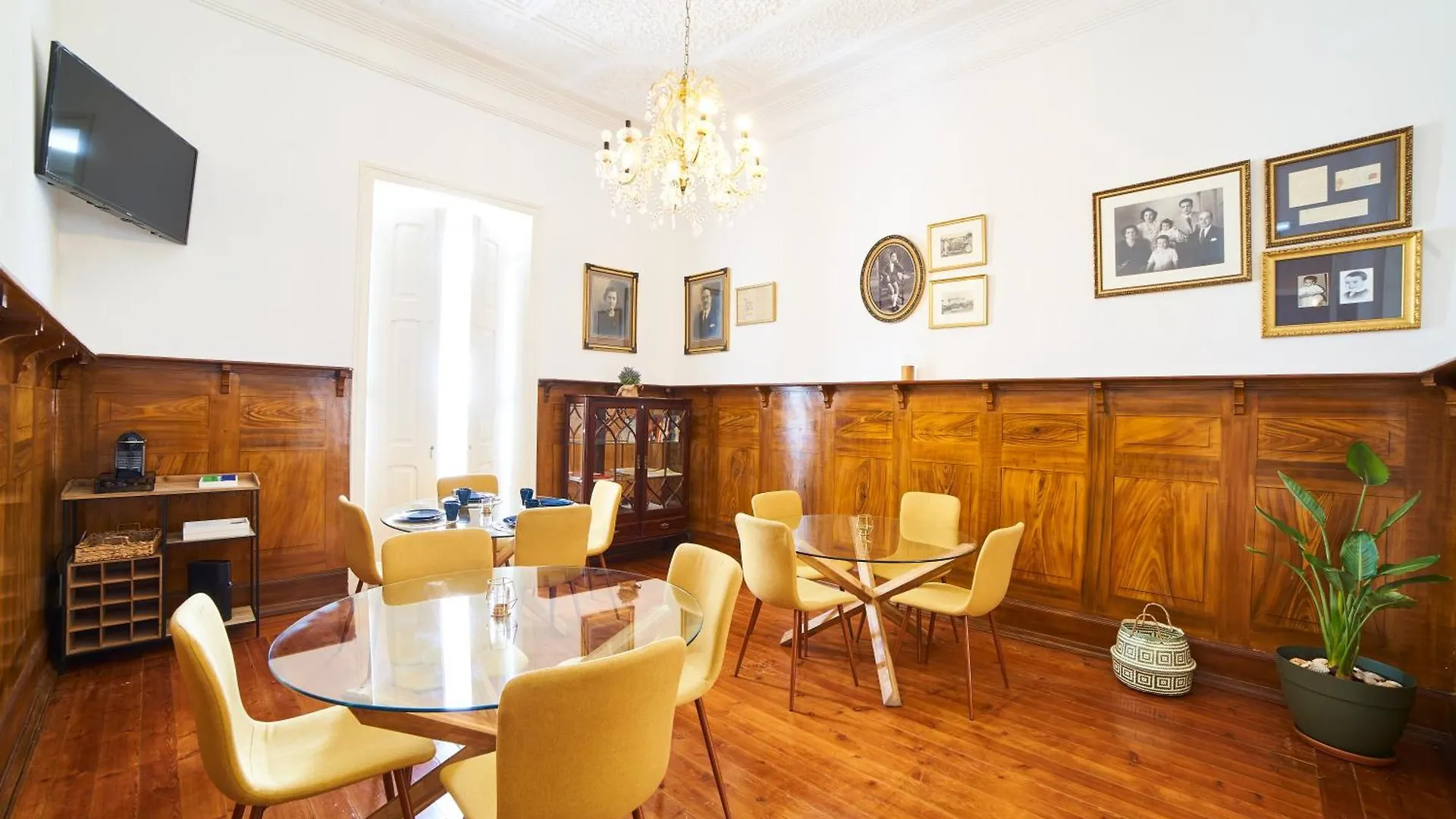 Alojamento de Acomodação e Pequeno-almoço Baron Faro - Guest House